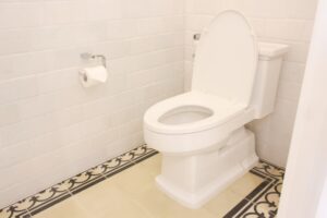 トイレ掃除の業者のやり方は？基本の手順や方法・黒ずみや黄ばみ対策をご紹介！